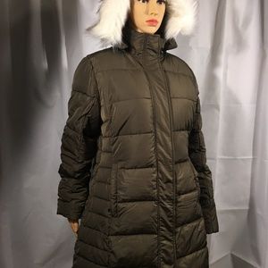 Women Spire Winter Weight Parka Brown  Size Medium
